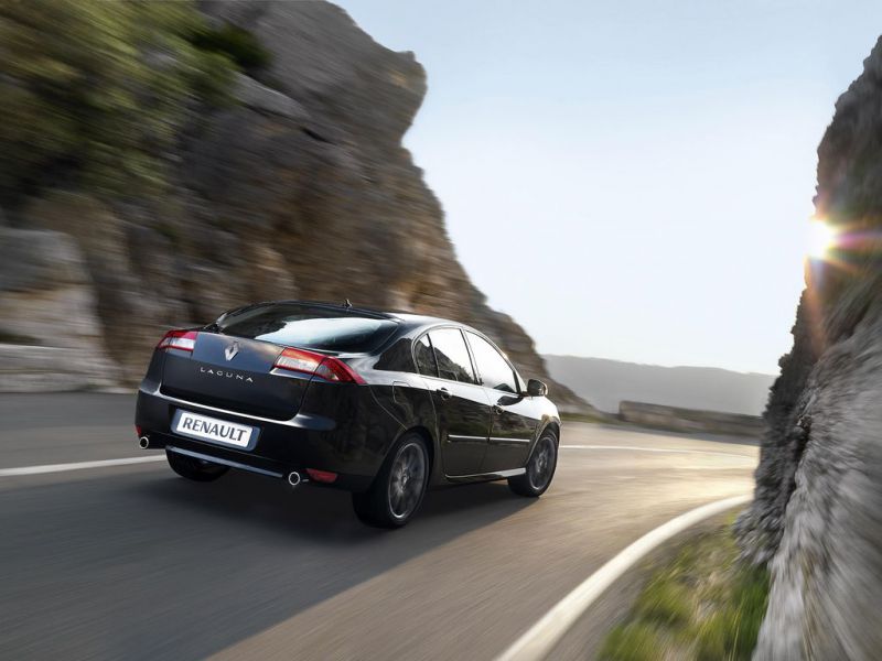 Renault Laguna technical specifications and fuel economy